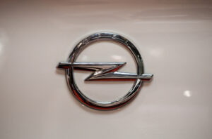 opel logo