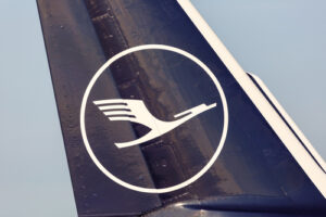 lufthansa logo
