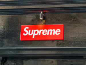 supreme logo